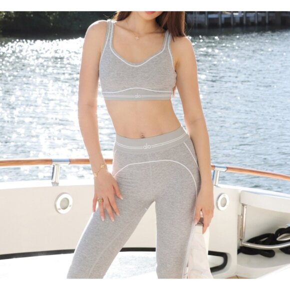 Alo Alosoft High-Waist Heart Throb Leggings Athletic Heather Grey White Hi-Rise - Picture 12 of 16